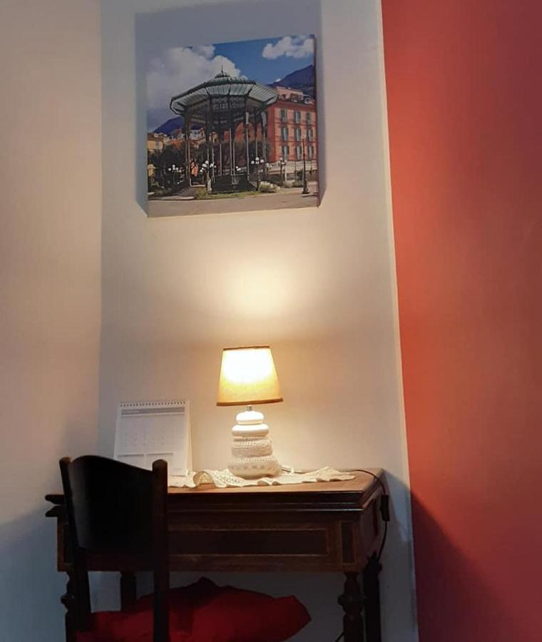 Casa Andrea Tra Napoli E Sorrento Apartment Castellammare di Stabia Exterior photo